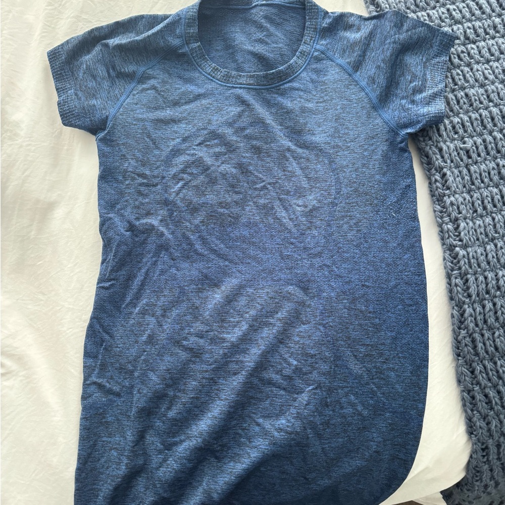 Lululemon top